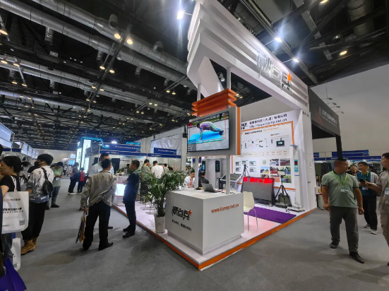 1739932680003.png 1716797543151895.png